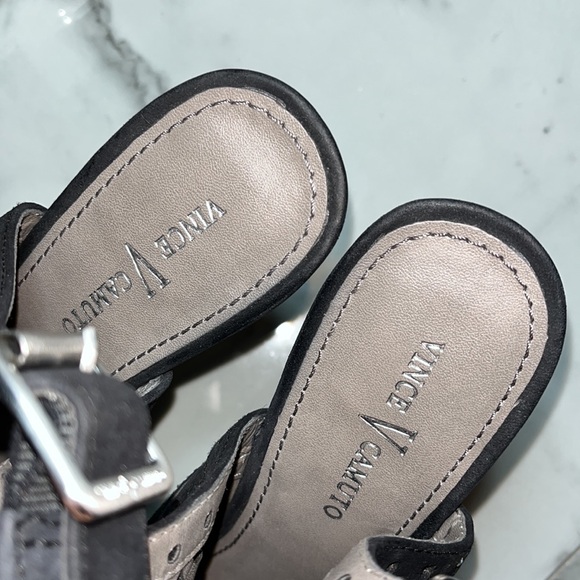 Vince Camuto heels - Picture 3 of 3